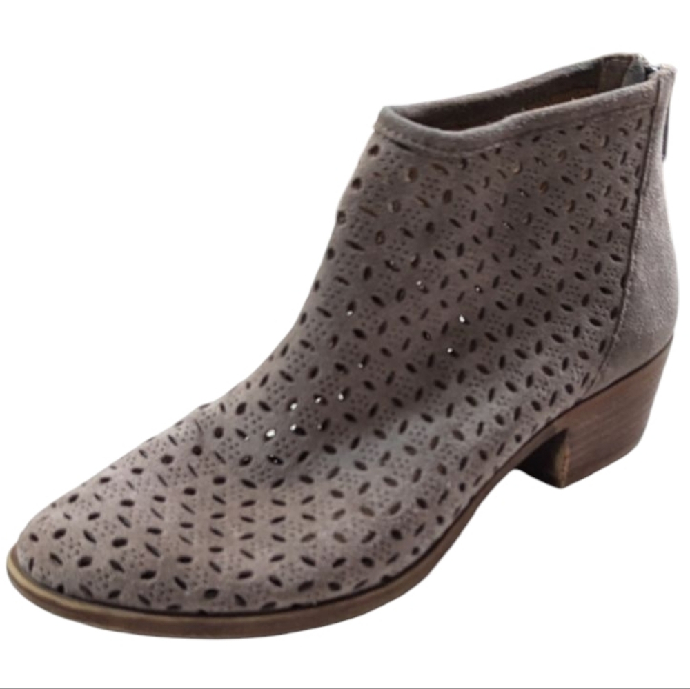 Lucky Brand Mushroom Colored Perforated Ankle Boots. Sz 6.5